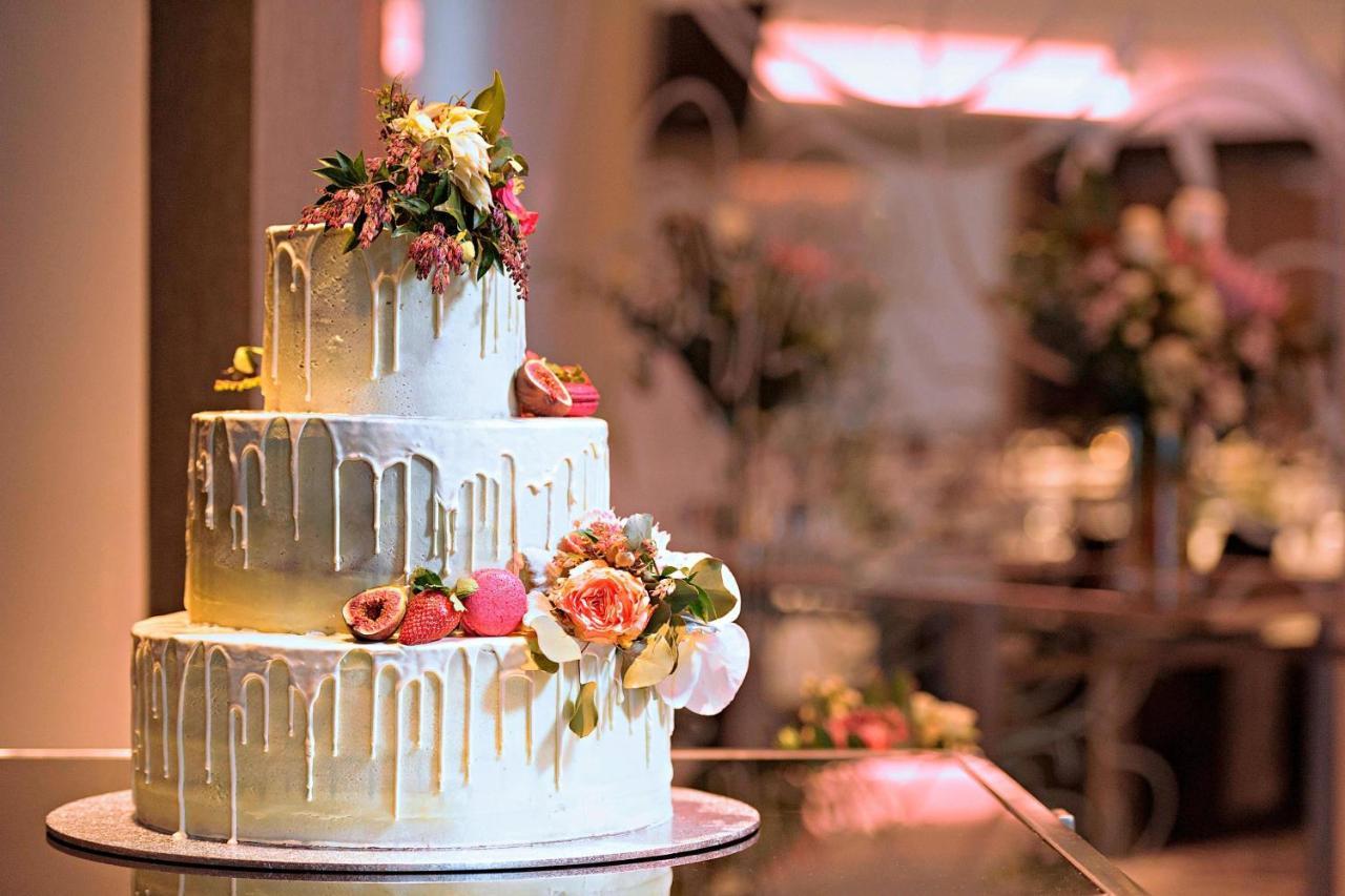 Sheraton Melbourne Hotel Exteriér fotografie A wedding cake